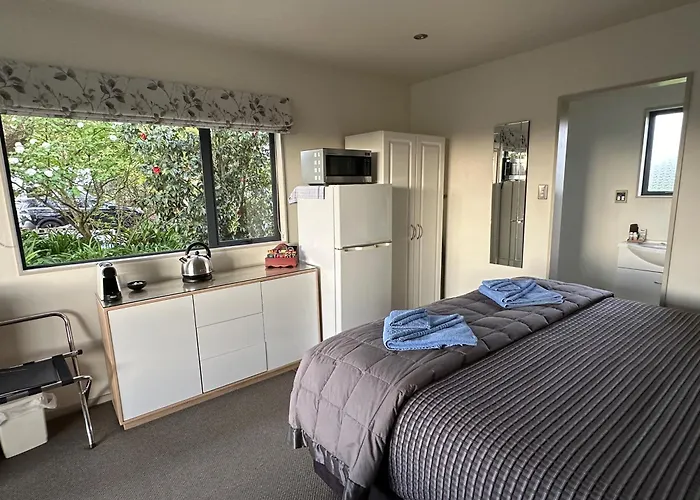 Bluebell Lodge And Cottage